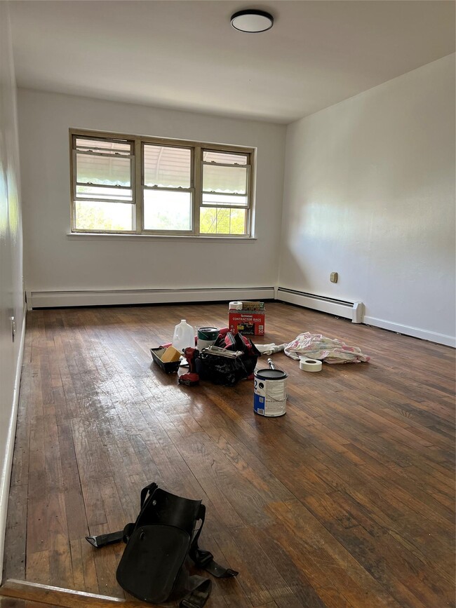 Building Photo - 1115 Beach Ave