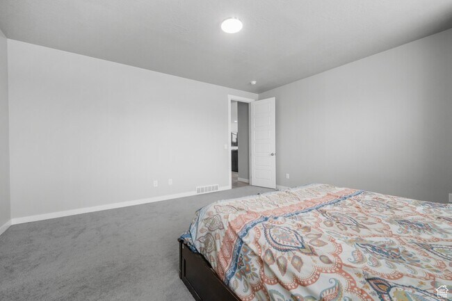 Building Photo - 13099 Twisted Oaks Dr