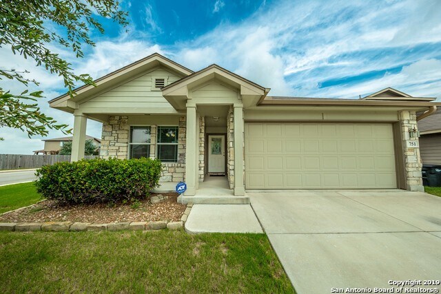 Building Photo - 751 Guna Dr