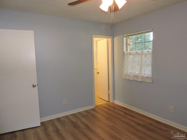 Building Photo - 4454 Bixby Cir
