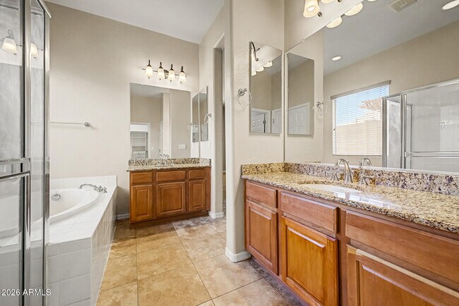 Building Photo - 2023 W Chimney Rock Rd