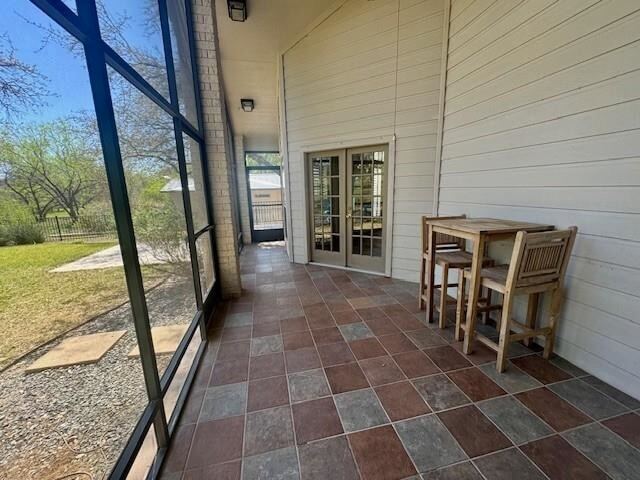 Building Photo - 407 Quick Silver