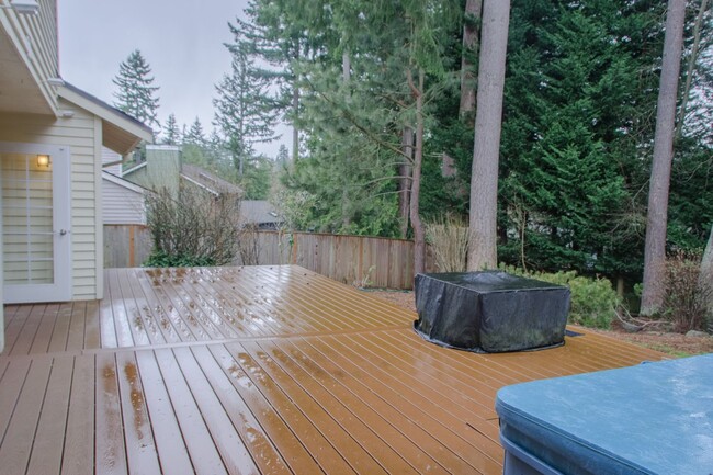 Building Photo - 3bd/2.5ba Issaquah Home