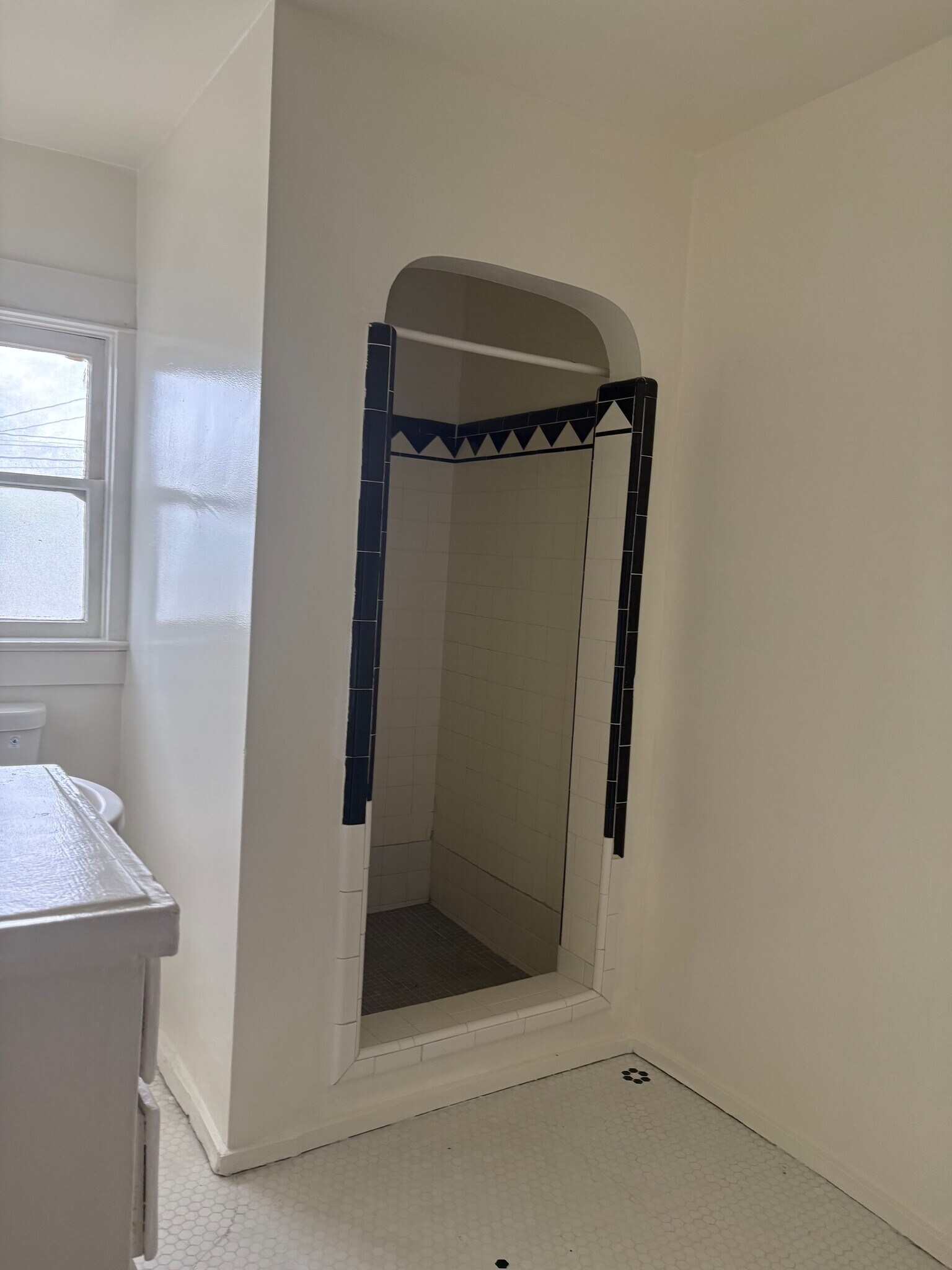 Bathroom 1 - 1529 5th Ave