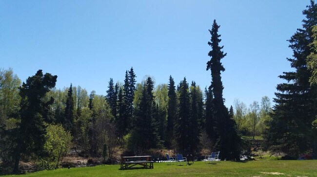 Building Photo - 342 E Dowling Rd