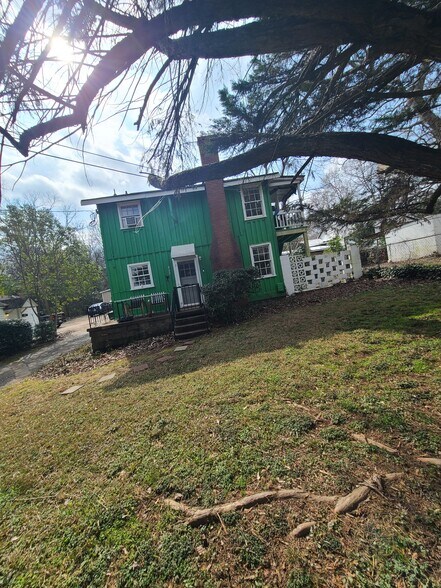 Building Photo - 185 Nantahala Ave