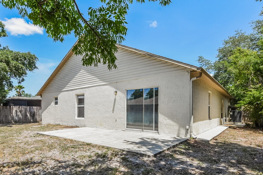 Building Photo - 4202 Mendenwood Ln
