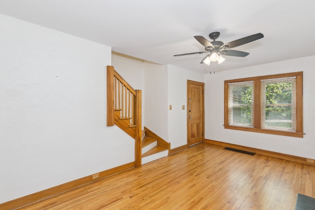 Building Photo - 209 S Belmont St