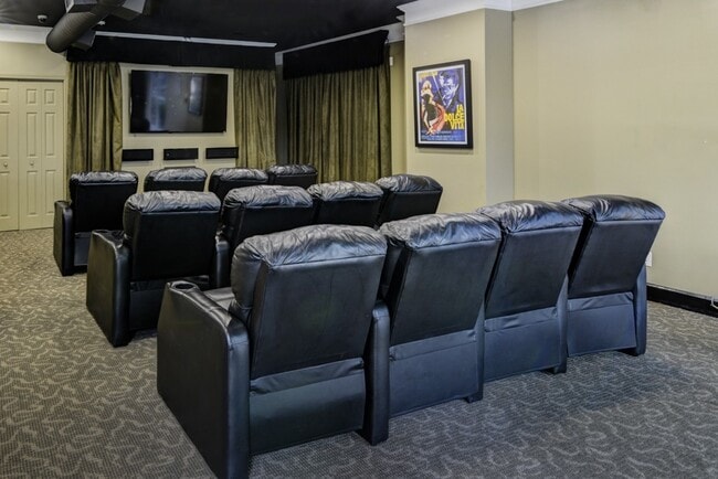 Building Photo - Brookhaven Condo