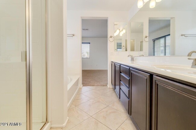 Building Photo - 1705 W Pelican Dr