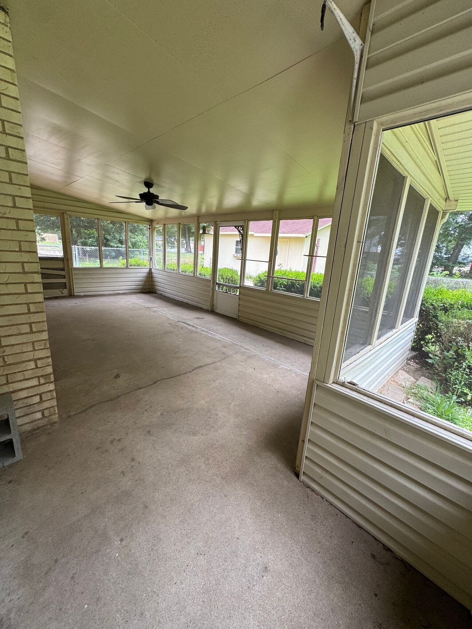 Building Photo - 2598 Clark Ln