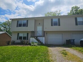 Building Photo - 906 Allen Dr
