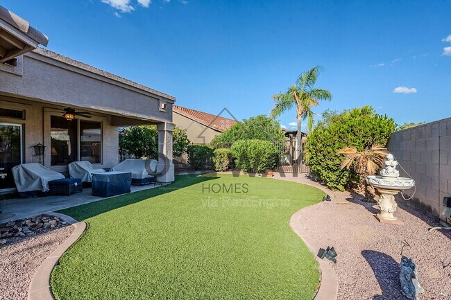 Building Photo - 4269 E Cassia Ln