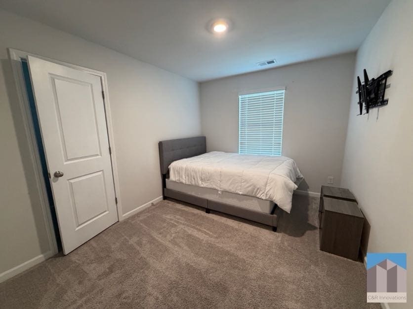 Building Photo - 7565 Knoll Hollow Rd