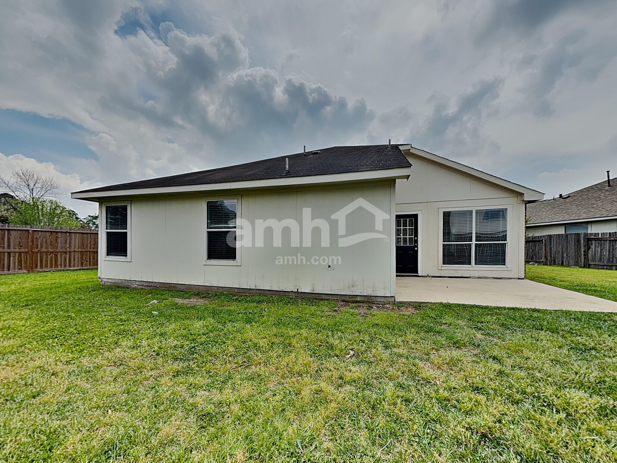 Building Photo - 2543 Fox River Ln