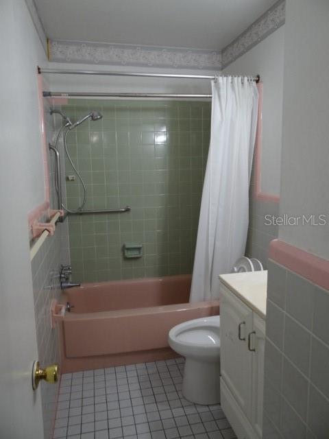 Building Photo - 6132 Dartmouth Ave N