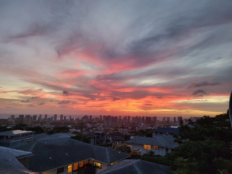 Building Photo - 1810 St Louis Dr