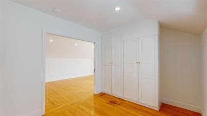 Building Photo - 254 Roosevelt Way