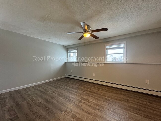 Building Photo - 30 Gables Cir