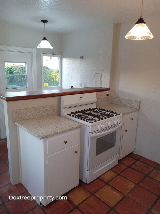 Building Photo - Coming Soon Charming 2-bedroom, 1-bathroom house with 2 car garage and spacious yard