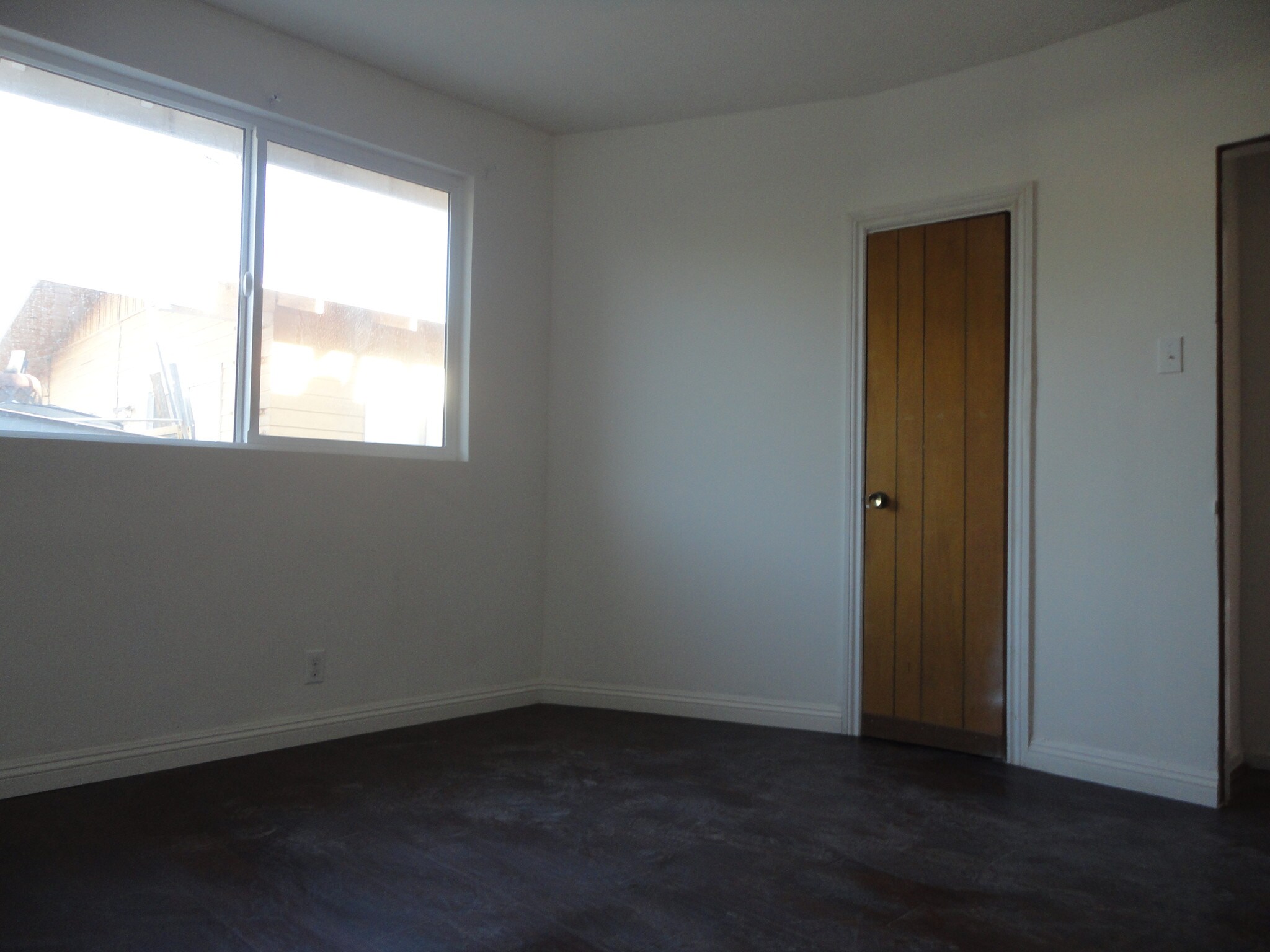 One bedroom - 1327 W 164th St