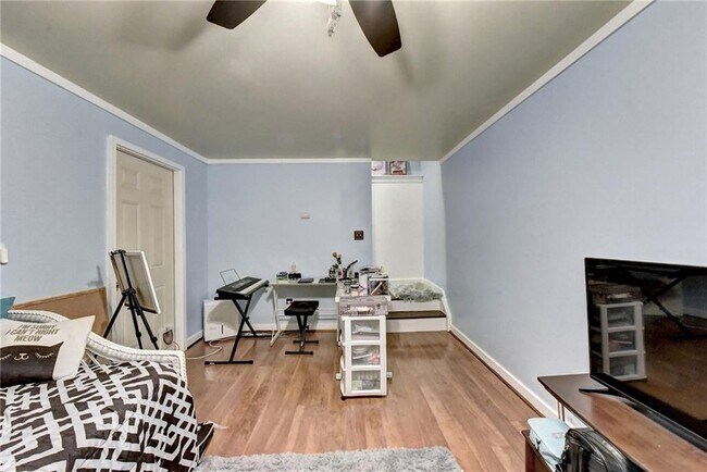Building Photo - 3680 Oak Park Dr