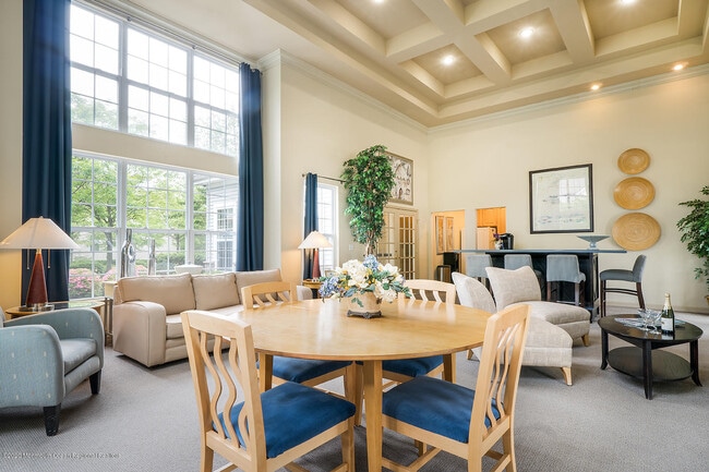 Building Photo - 714 Timber Ridge Ct