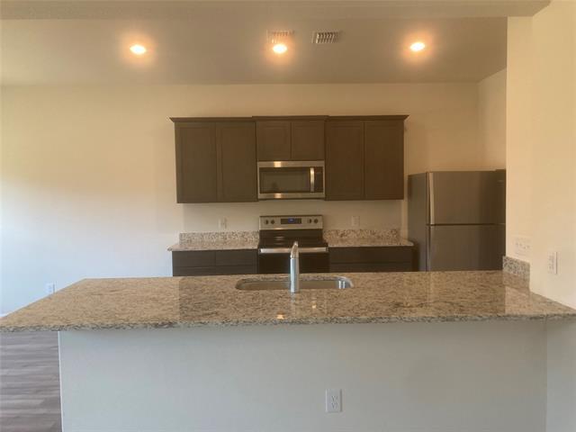 Building Photo - 2039 Belmont Dr
