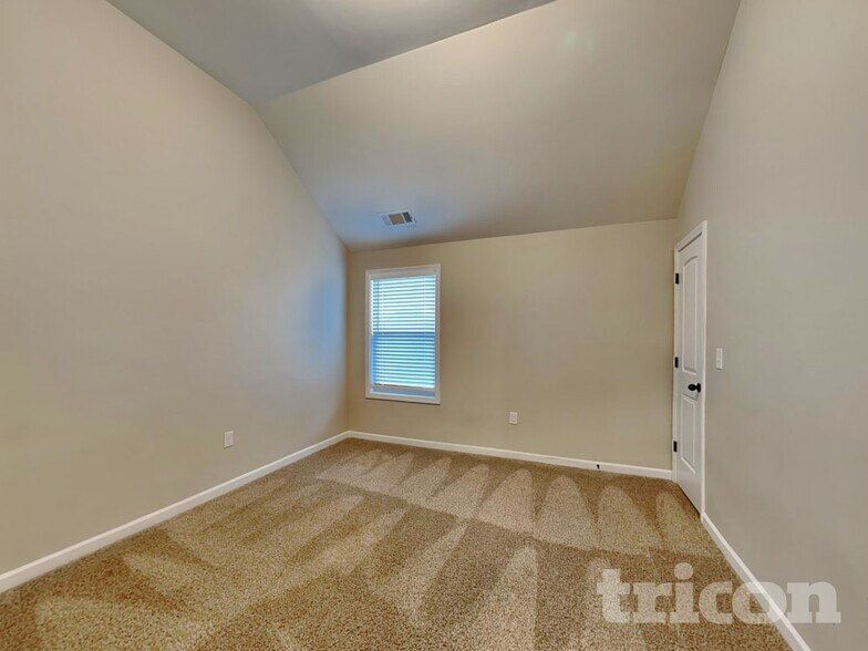 Building Photo - 7020 Prune Ln