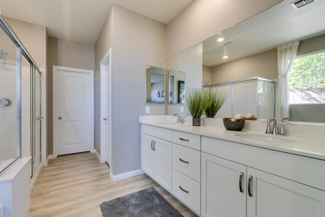 Building Photo - Fully Furnished 3BD Inspirada Home