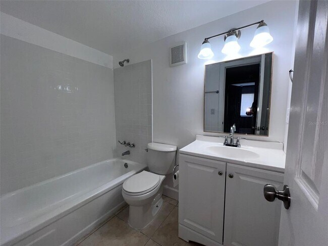 Building Photo - 4711 S Texas Ave