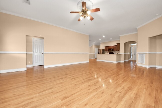 Building Photo - 5618 Painted Trail Dr