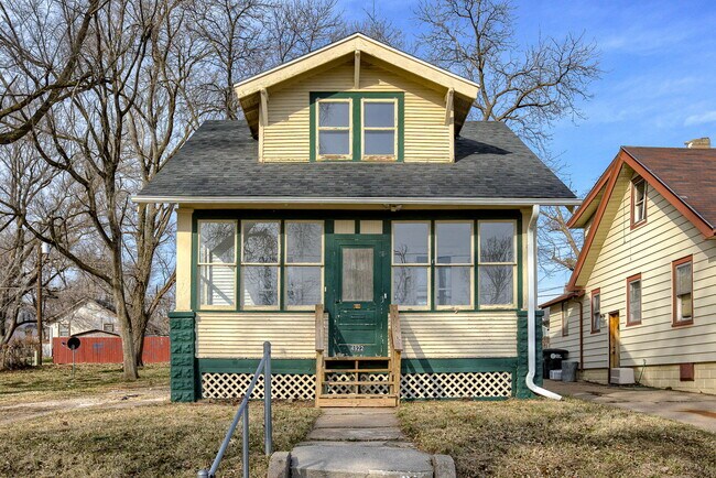 Building Photo - 4922 N 35th St