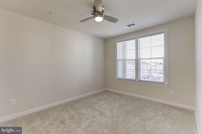 Building Photo - 13740 Endeavour Dr