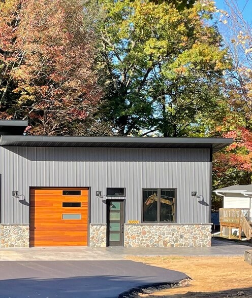 Building Photo - 150860 Nightingale Ln