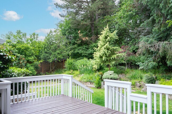 Building Photo - Gorgeous Hillsdale Home w/3 Decks, Picturesque Yard, Sauna, Garage & AC! Pets Welcome!