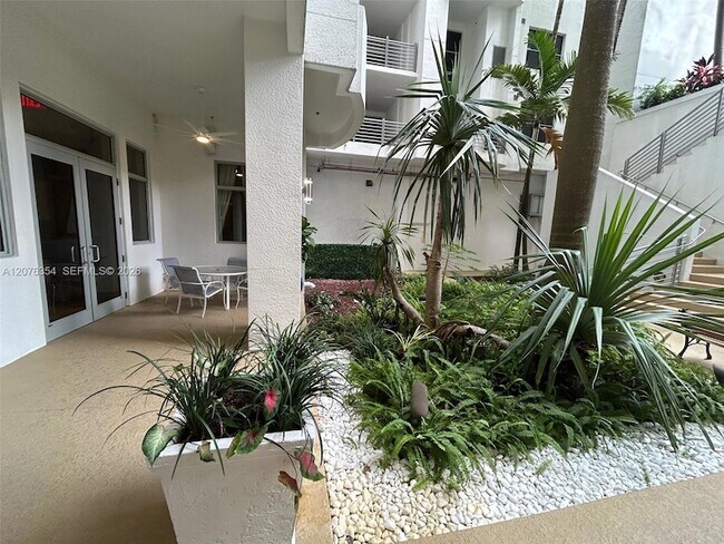 Building Photo - 1830 Radius Dr