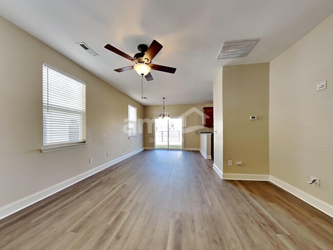 Building Photo - 4954 Bishop Green Ln