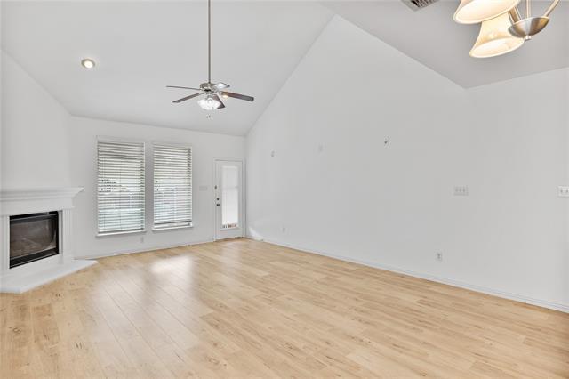 Building Photo - 14152 Santa Ann St