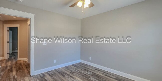 Building Photo - 3263 Chattanooga Rd