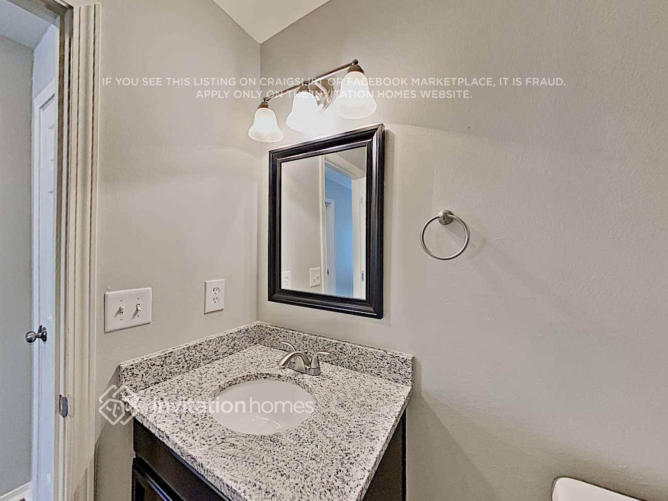 Building Photo - 2523 Buckleigh Dr