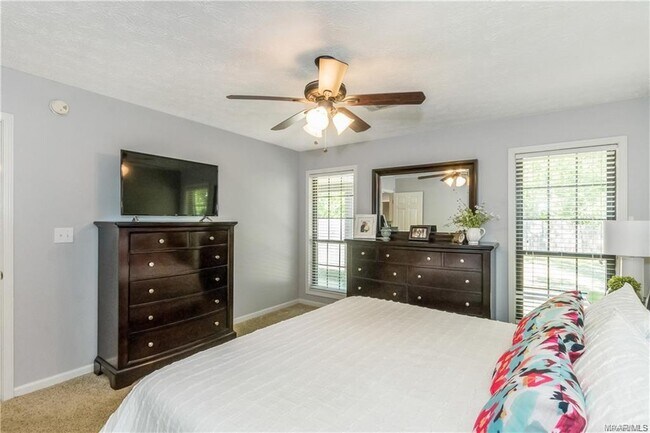 Building Photo - 7091 Buckram Oak Dr