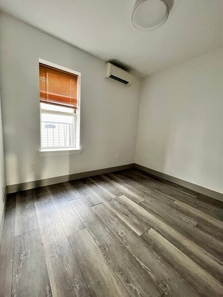 181 Baldwin Ave 2R - 175 Baldwin Ave