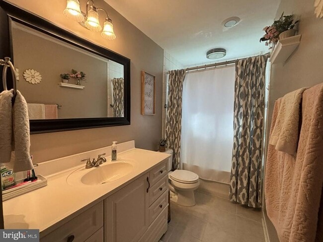 Building Photo - 30 Estate Rd