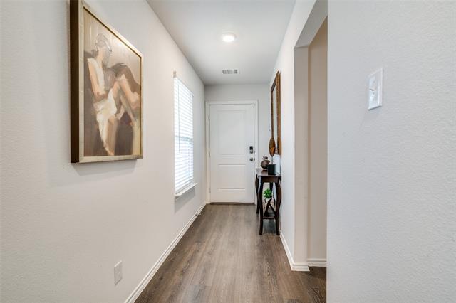 Building Photo - 1075 Old Oaks Dr