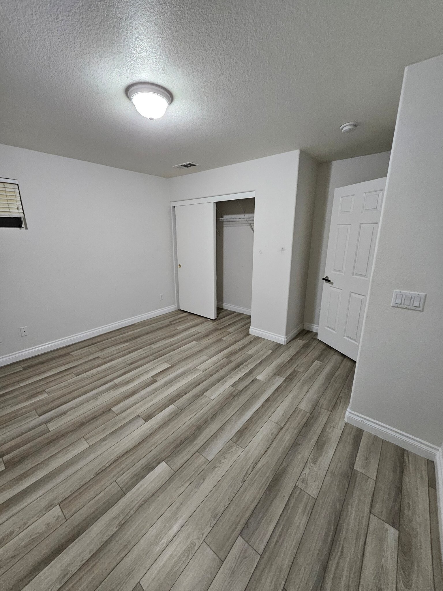 Building Photo - 14024 Tiger Lily Ct