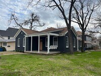 Building Photo - Harris Duplex