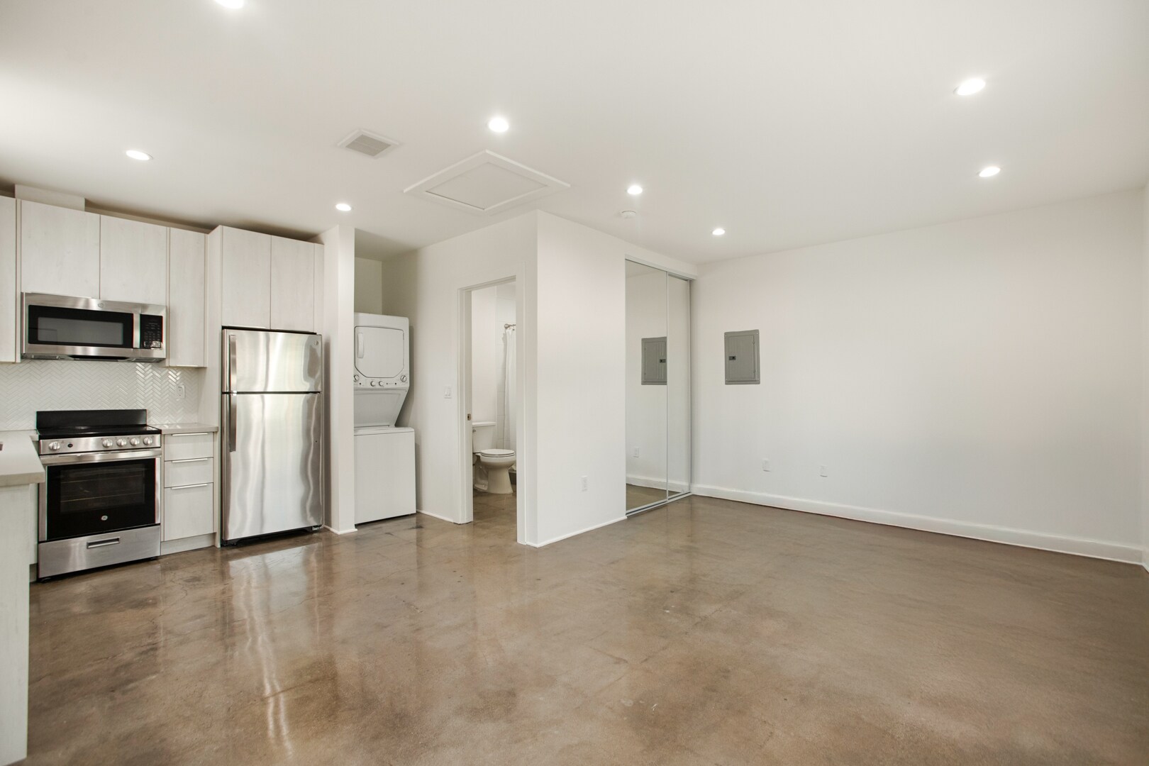 View from the entrance - 23046 Saticoy St
