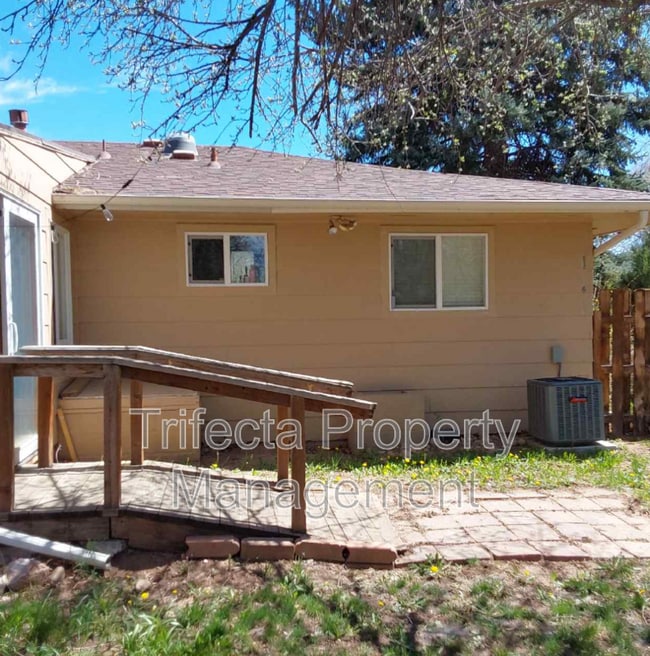 Building Photo - 1309 City Park Ave