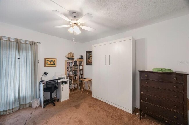 Building Photo - 9945 47th Ave N